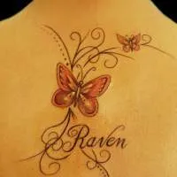 Tatuaje cu numele copiilor și familiei