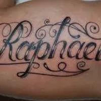 Tetoválás a nevét a gyermekek és a család