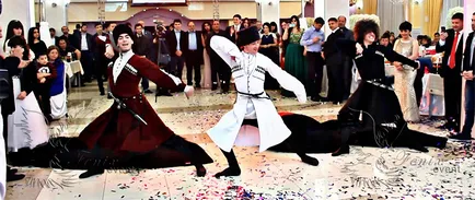 Lezginka dansatori la o nuntă de la Moscova!