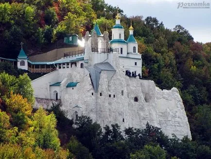 Svyatogorsk лавра в Донецка област