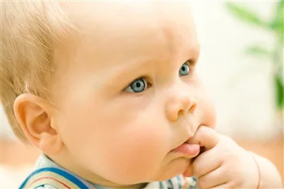 Пукнатини по устните на лечение и профилактика на детето