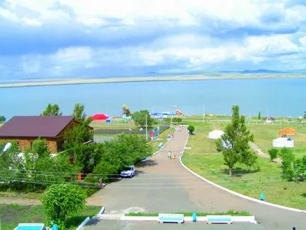 Turisztikai helyeit Khakassia - sózott tó Shira