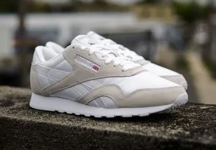 Fehér cipők Reebok (41 fotó), hogy mit kell viselni a modell klasszikus, az értékelés Reebok cipők