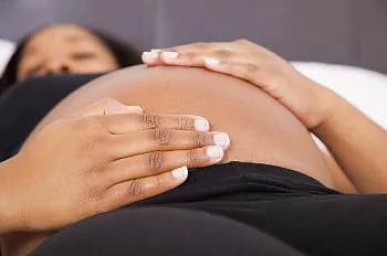 Gyakran előfordul, hogy egy gyerek rúgja a 22 hét, 22 hét a terhesség