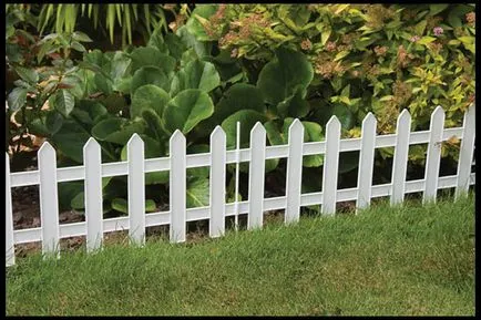 Декоративна ограда за цветни лехи снимка