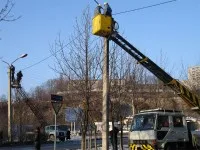 lămpi electrice (iluminat) în polii de iluminat instalate, elektroas -