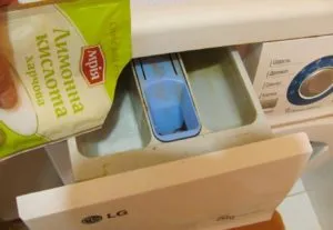Как да се почисти нагревателя по скалата в пералня