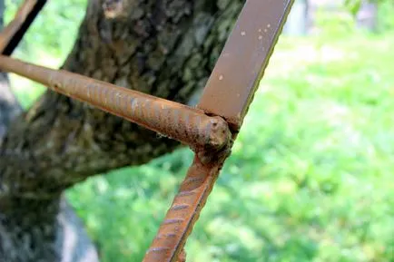 Ca scara dye metal și protejează metalul de coroziune, newton ru