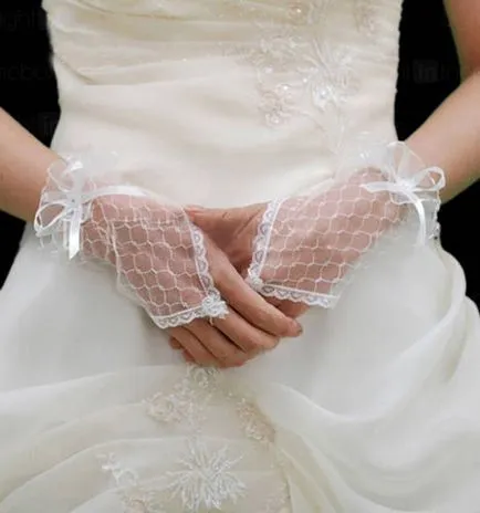 Cum de a alege un voal de nunta, mănuși și alte accesorii de mireasa