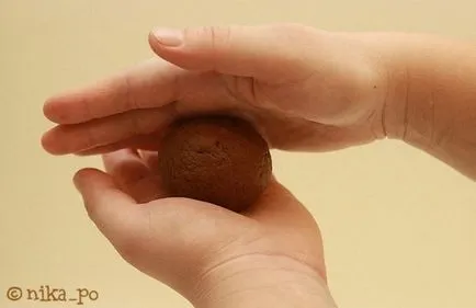 Cum de a face ciuperci din papier mache cu mâinile lor