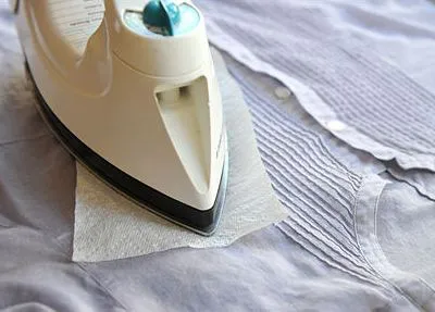 Cum de a elimina guma de îmbrăcăminte 3 dovedit metoda de fier eficientă de curățare