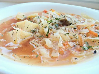 Cum de a găti supă cu varză proaspătă cu carne reteta cu pas cu pas fotografii