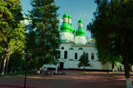 Kitaevskaya sivatagok, hova menjen, mit látni, ahol pihenni Kijevben