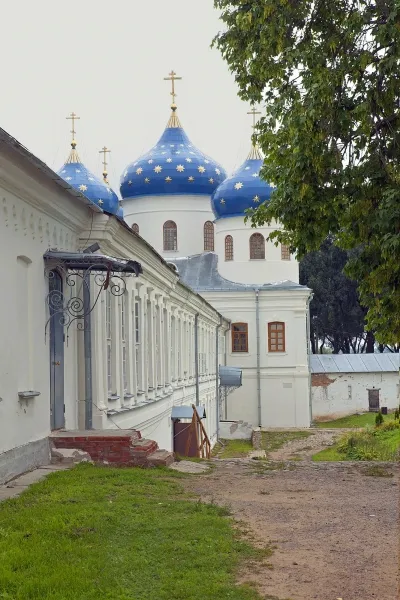 Manastirea Yuriev in regiunea Novgorod