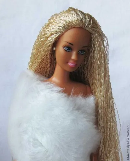 A hajam Barbie baba