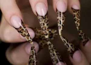 Naroscheny unghiile imagine manichiura frumos pe unghii cu gel scurte