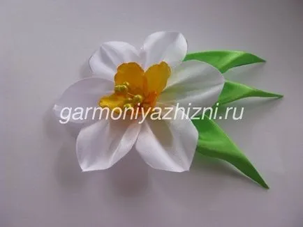 Нарциси kanzashi майсторски клас