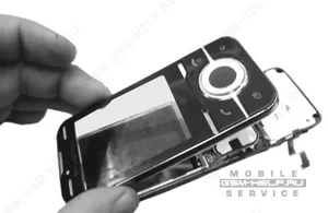 подмяна на дисплея на телефона Sony Ericsson U100 на