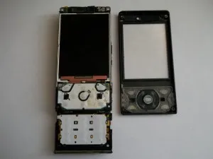 Înlocuire telefon mobil penei Sony Ericsson W995