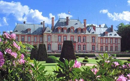 Breteuil Castle (chateau de Breteuil), a vezető - csak Párizsban!
