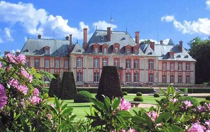 Castelul Breteuil (Chateau de Breteuil), ghidul - numai la Paris!