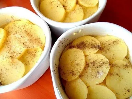 cartofi copți în franceză