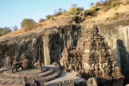 Ellora India ─ atracție