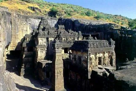 Ellora barlangok India ─ látnivaló