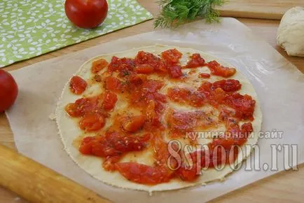 Pizza otthon recept egy fotót a sütőben