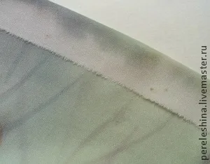 Creată eșarfă de mătase