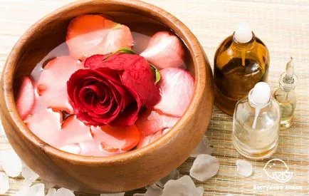 Avantaje și prejudicii de ulei de trandafir pentru sănătatea umană