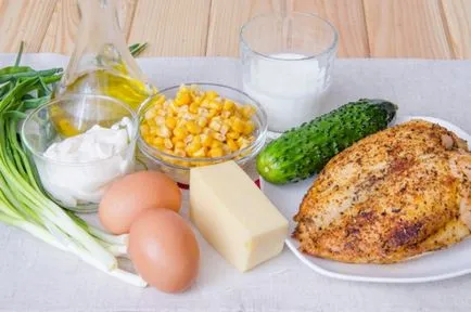 Saláta „Tenderness” csirkével és kukoricaliszt XXI század