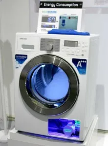 Hogyan öntse bele a port a mosógép