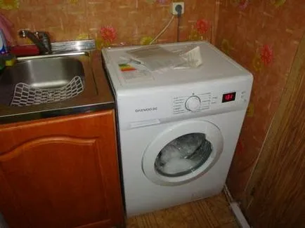 Съвети за това как да инсталирате пералня в мивки кухня