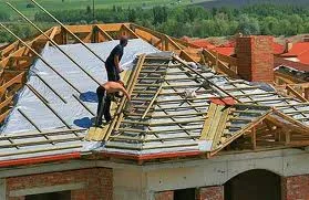 építési technológia a tető elrendezés egyedi szakaszok építése a tető meghosszabbítása