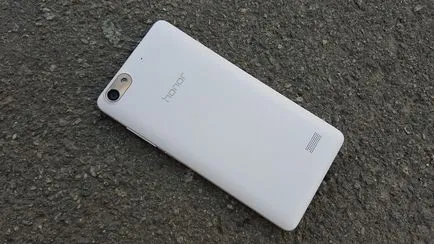 Test felülvizsgálat okostelefon Huawei tiszteletére 4c