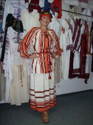 costum popular ucrainean - Fair Masters - manual, lucrate manual