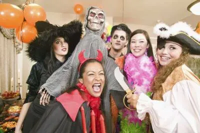 Парти в стила на подготовката за Хелоуин - страшно - празник