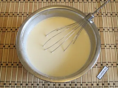 Palacsinta tejföllel - lépésről lépésre recept, hogyan kell főzni fotókkal