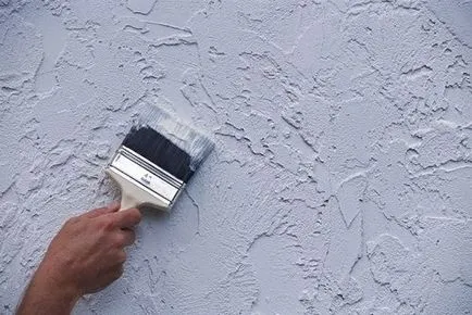 Hogyan kell festeni a texturált vakolat kezek - fotó és videó
