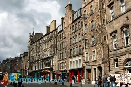 Royal Mile din Edinburgh, în cazul în care toată distracția