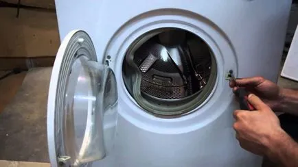 Греста на маслото печат на пералната машина, така че това е като нов