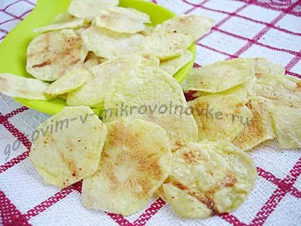 Chips a mikrohullámú, hogyan kell csinálni (lépésről lépésre fotoretsept és tippeket)