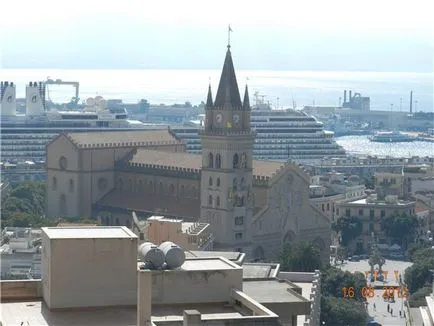 Messina (Messina), Sicilia, Italia - terminale de croazieră în portul de modul în care pentru a obține de la