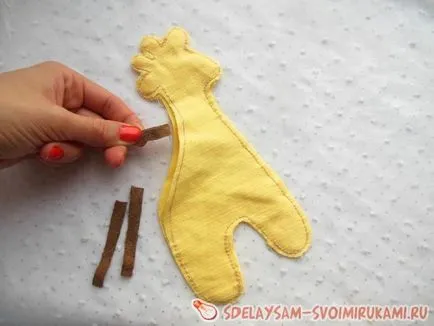 Мека играчка - жираф, майсторски клас със собствените си ръце