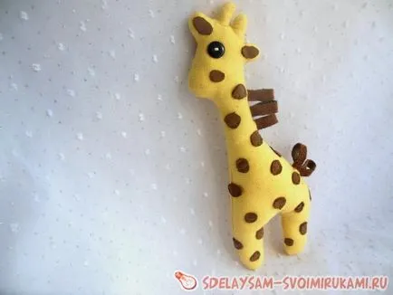 jucărie moale - o girafă, un master-class cu propriile lor mâini