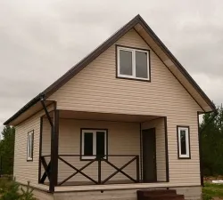 Finisarea o casa din lemn cu siding, portal de construcție