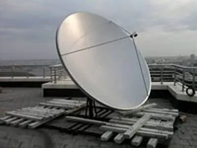 Primirea antena banda Ku pentru Focal directă