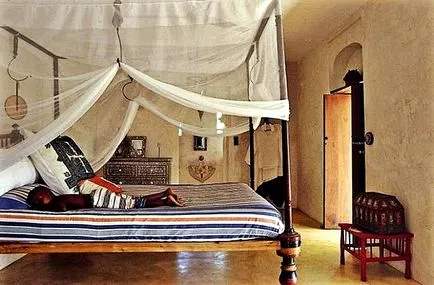 Dormitor în stil african, design interior, podea, pereți