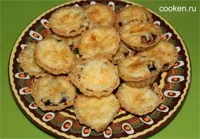 Tartlets csirkével és szilva - recept fotókkal